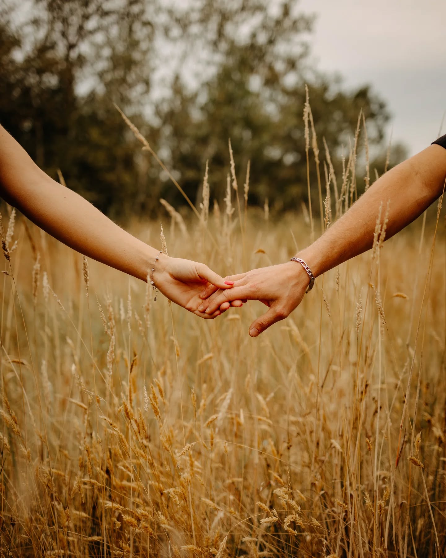 La saison des mariages bat son plein, mais je serai en vacances du 5 au 20 juillet pour recharger les batteries 😎🏖️

Tu veux réserver ta séance avant ? Il me reste encore quelques places
Ou tu préfères après ? Pense à me contacter dès maintenant pour bloquer ta date 😉

Envoie-moi un message, on en parle vite 🤗

Et toi, des vacances de prévues cet été ?